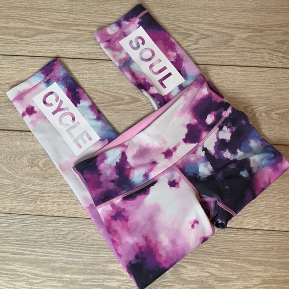 Lululemon Athletica Pink Colorsplash Soul Cycle Capri Leggings. Women’s Size 4 - Picture 5 of 8